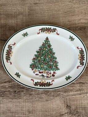 Johnson Brothers Christmas Tree Oval Serving Platter - White, Green, Red, Gold